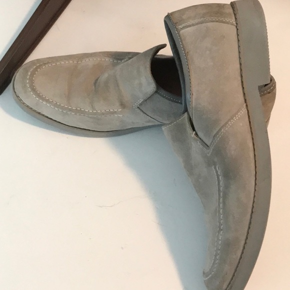HUSH PUPPIES Men's Grey Suede Reminisce Penny Loafer Style Size US 8.5 GUC - Picture 2 of 16